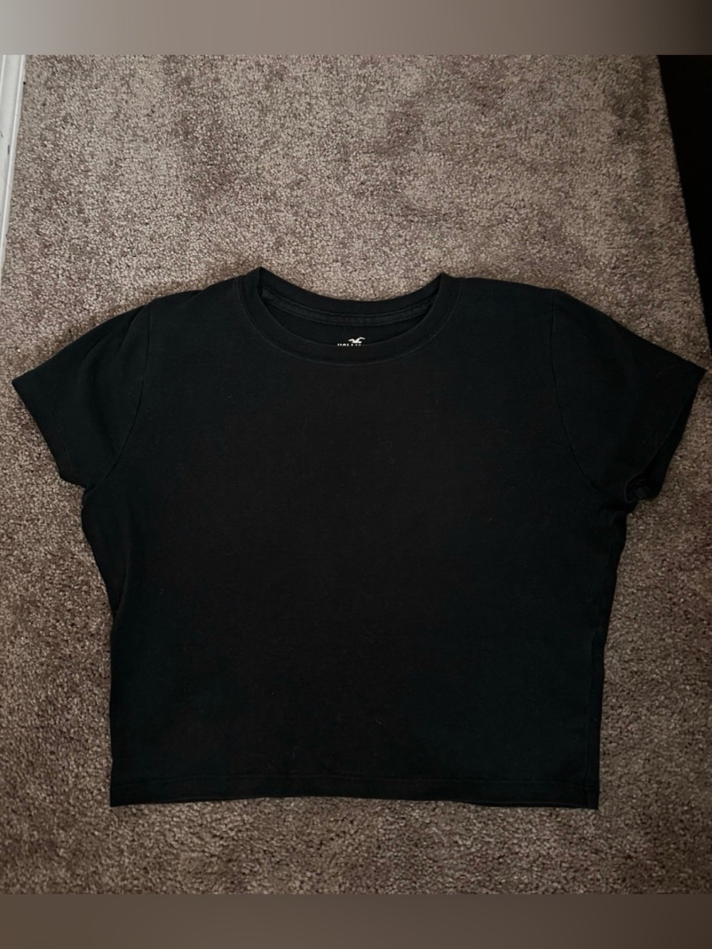 Hollister Black Baby Tee Shirt Size Medium 0529